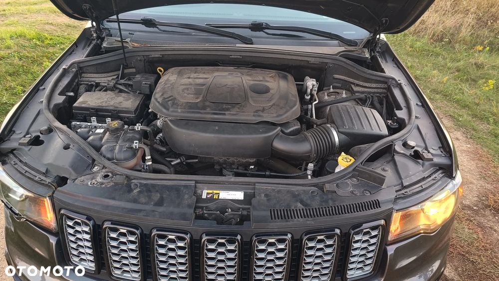 Jeep Grand Cherokee - 39