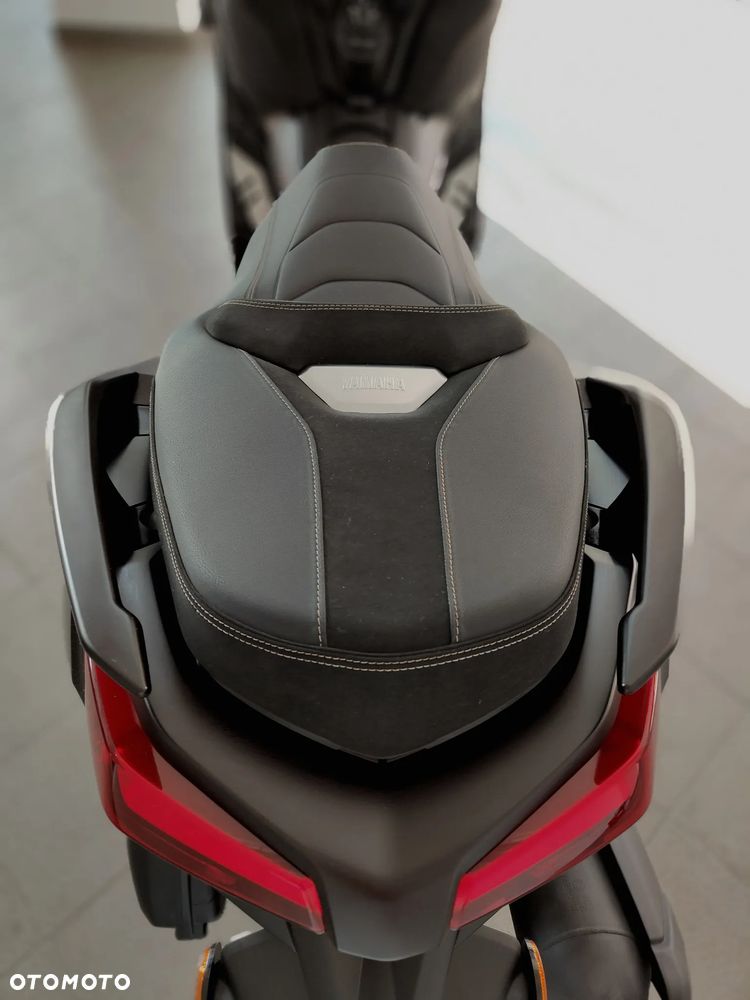 Yamaha X-max - 17