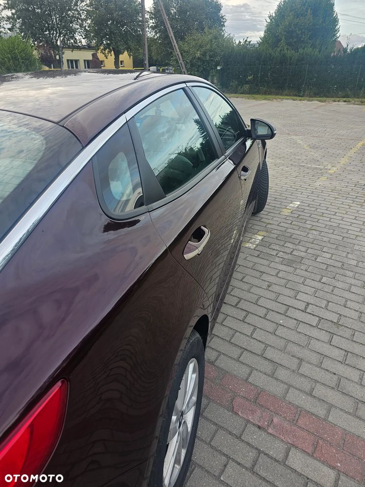 Kia Optima - 11