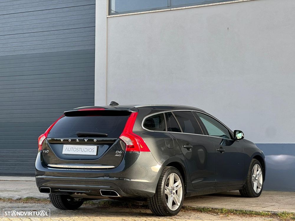 Volvo V60 2.4 D6 Summum AWD Phev - 2