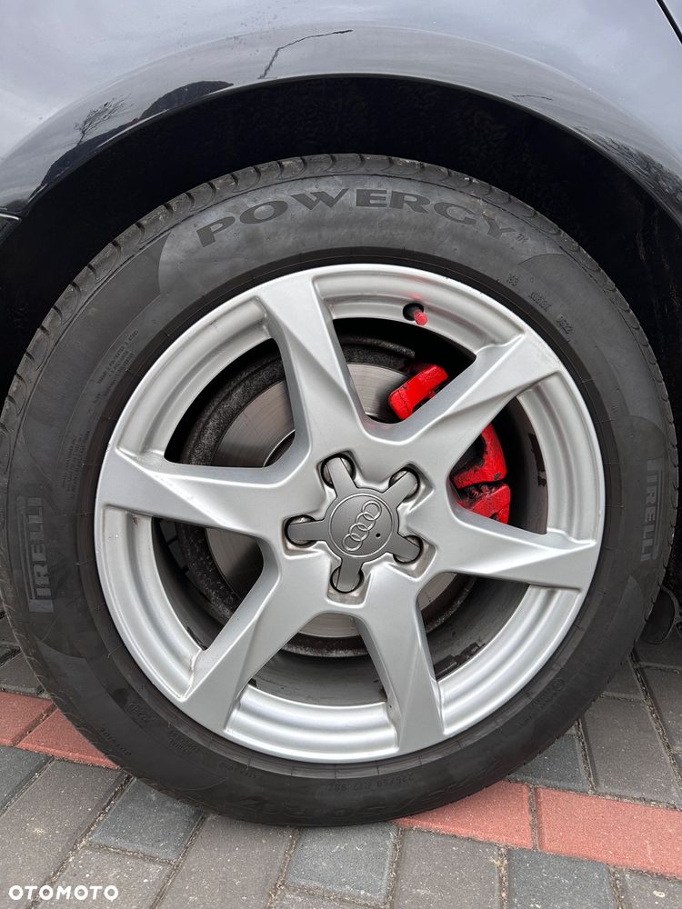 Audi A4 Avant 2.0 TDI DPF multitronic Ambiente - 16