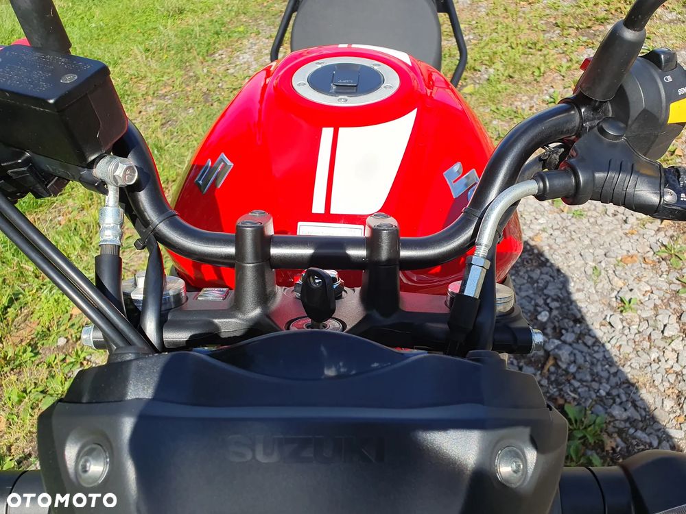 Suzuki SV - 6