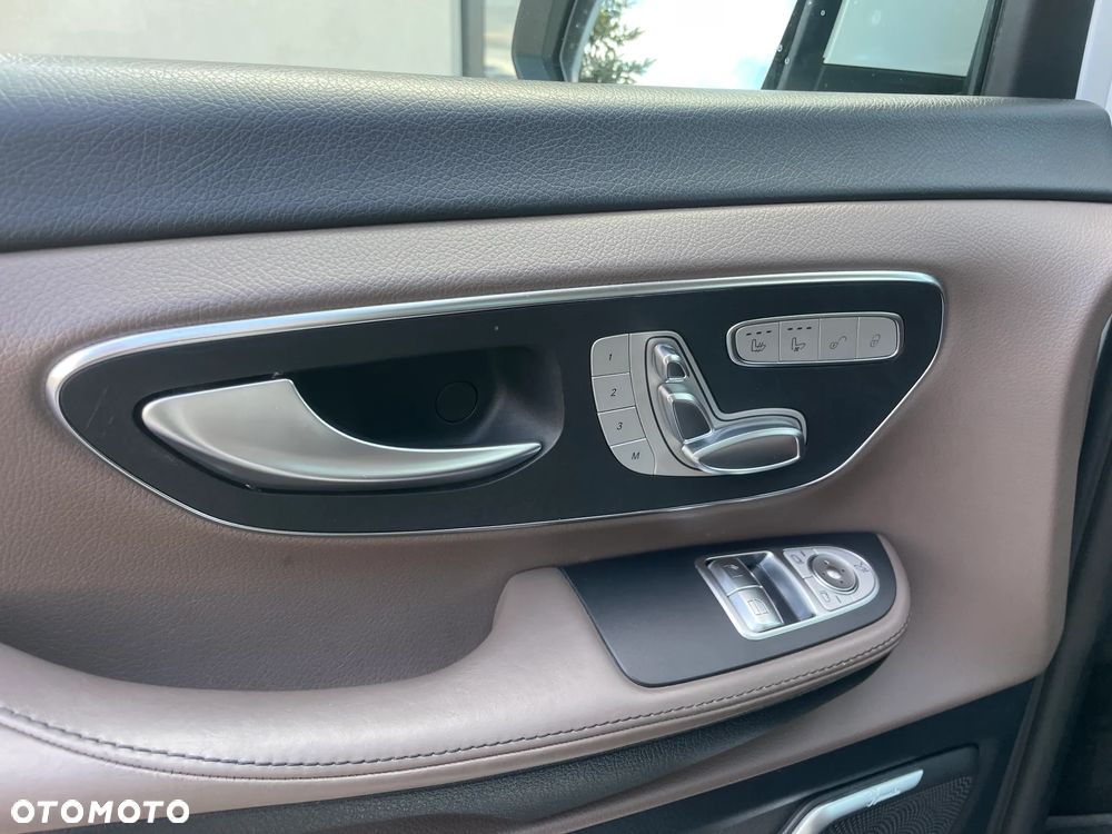 Mercedes-Benz Klasa V 300 d Exclusive 9G-Tronic (d³ugi) - 28