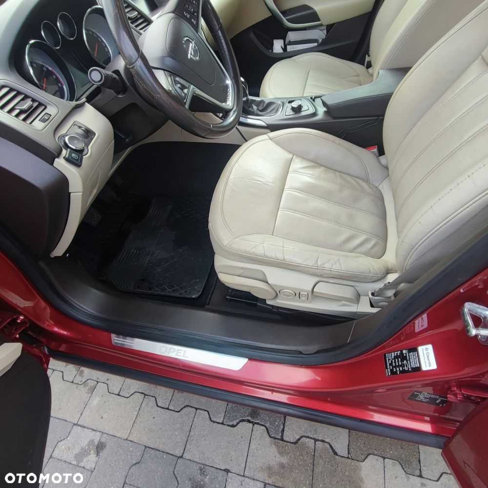 Opel Insignia - 27