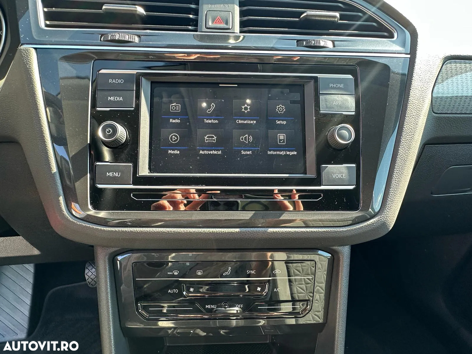 Volkswagen Tiguan 2.0 TDI SCR DSG Life - 10