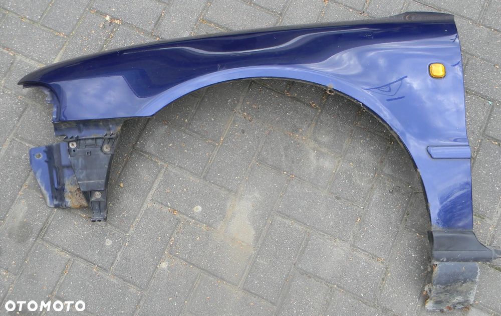 błotnik lewy przód AUDI A4 B5 94-98 LZ5L - 1