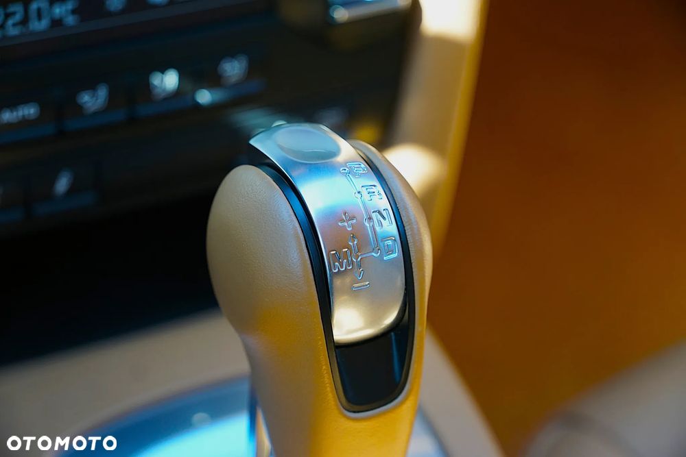 Porsche 911 Carrera 4S PDK - 23
