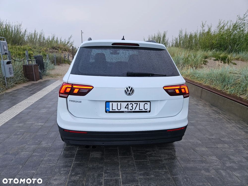 Volkswagen Tiguan - 10