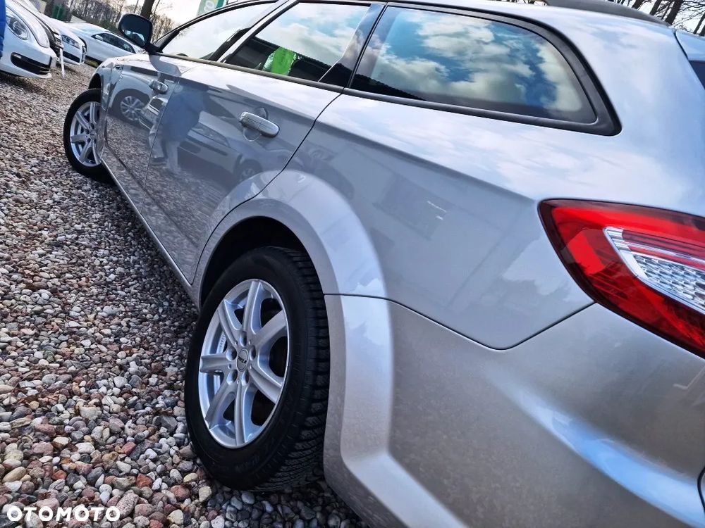Ford Mondeo - 24
