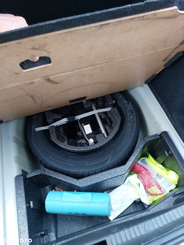 Skoda RAPID 1.0 TSI Ambition - 9