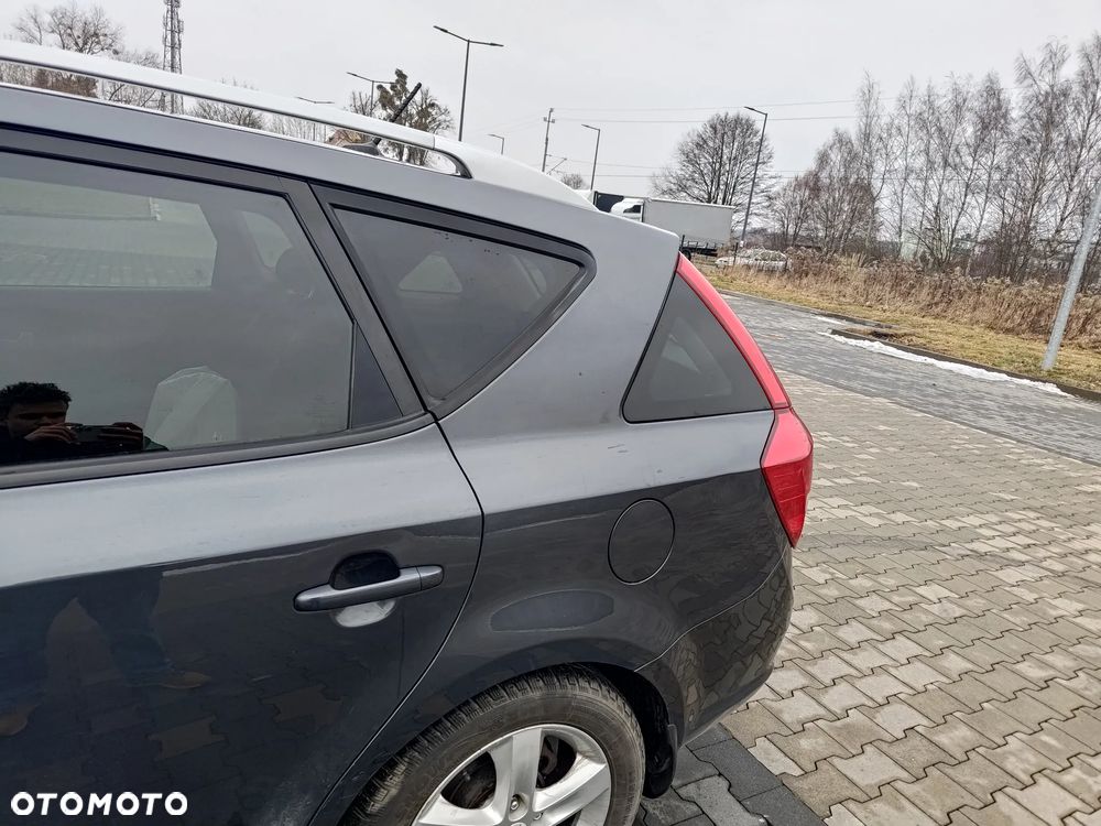 Kia Ceed 1.6 Crdi Optimum + - 9