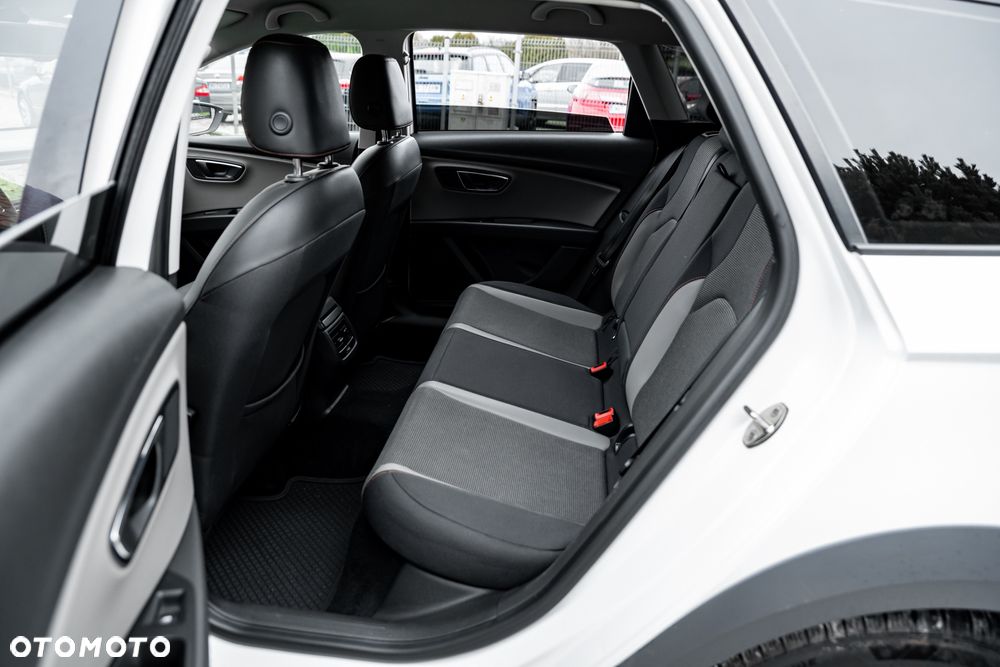 Seat Leon 2.0 TDI Start&Stop 4Drive DSG X-Perience - 6