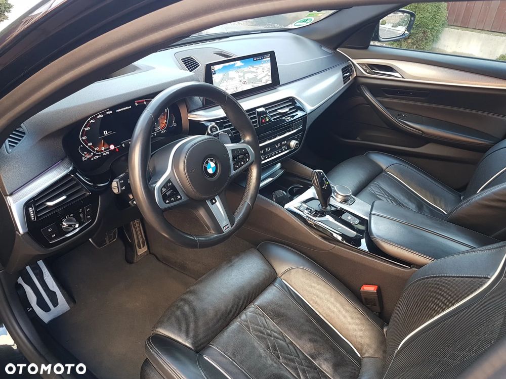 BMW Seria 5 520d M Sport sport - 9