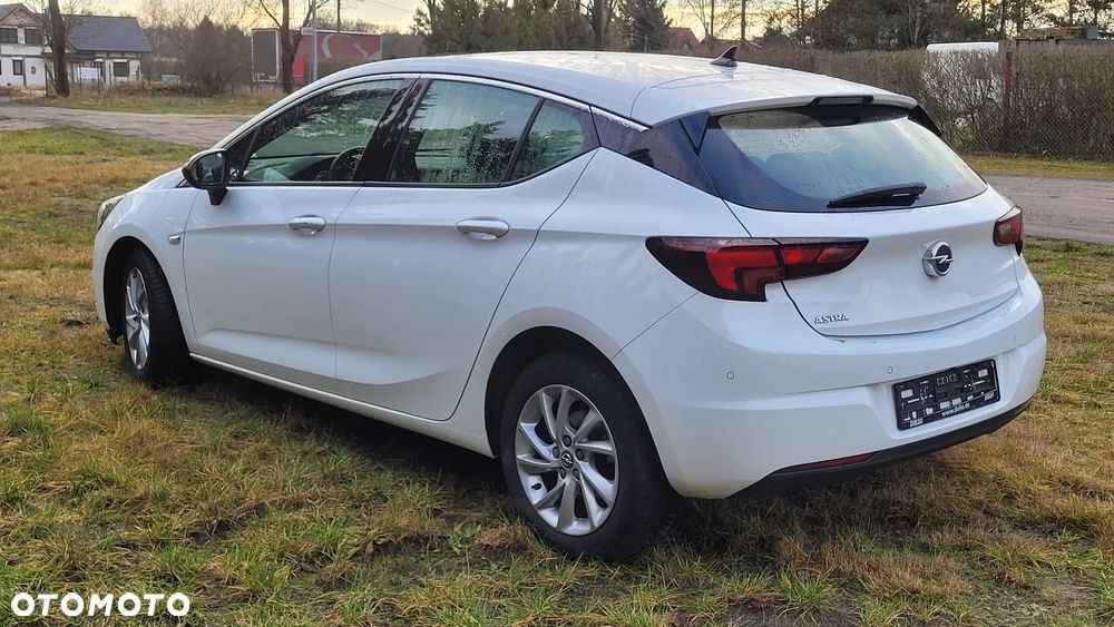 Opel Astra 1.2 Turbo Business Edition - 4