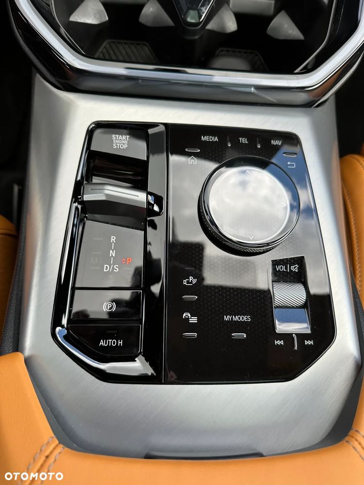 BMW X3 xDrive20d mHEV - 24
