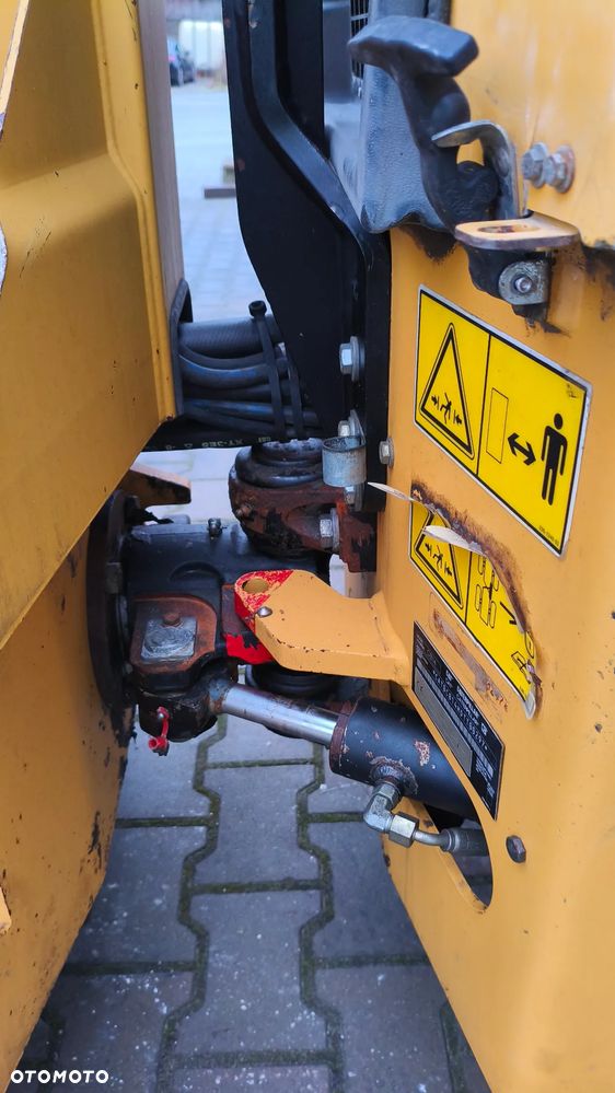 Caterpillar CB14 - 25