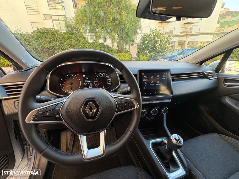 Renault Clio 1.0 TCe Exclusive - 11