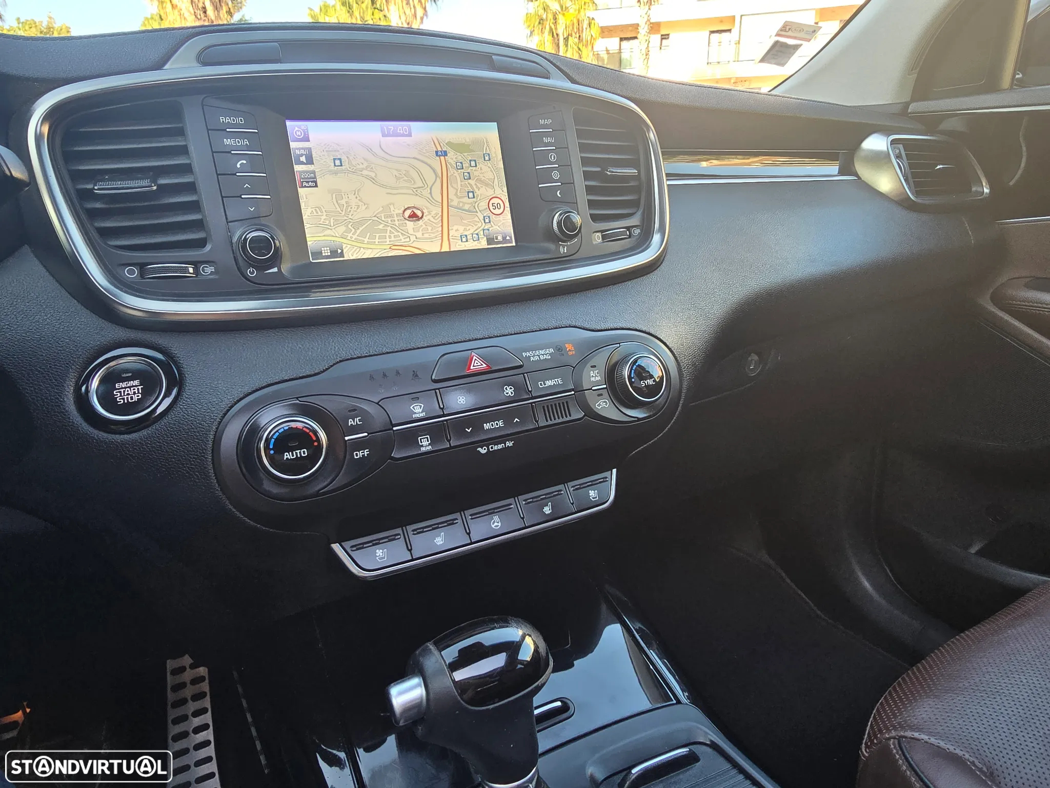 Kia Sorento 2.2 CRDi TX TOP Aut. - 34