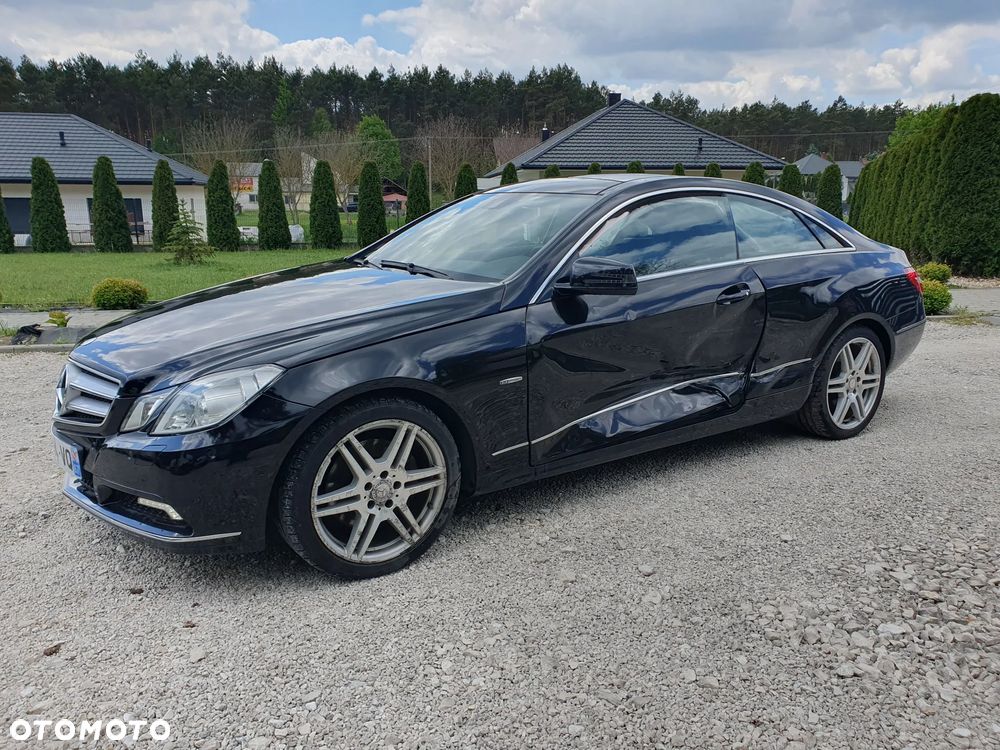Mercedes-Benz Klasa E 350 CGI BlueEFFICIENCY 7G-TRONIC Avantgarde - 6