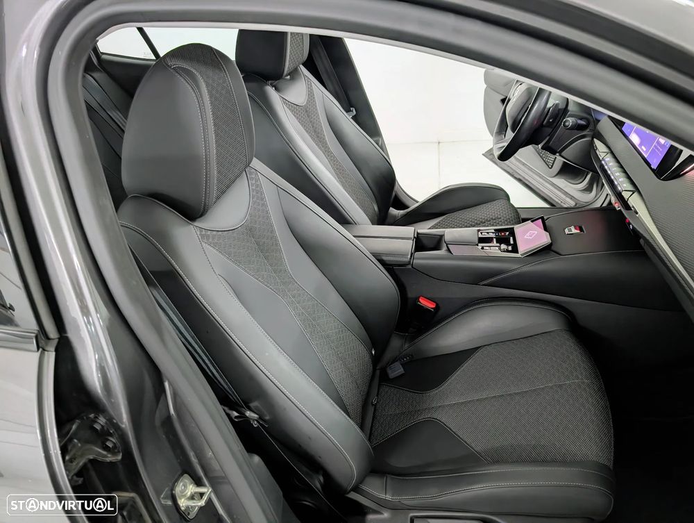 DS DS4 E-Tense Rivoli EAT8 - 16