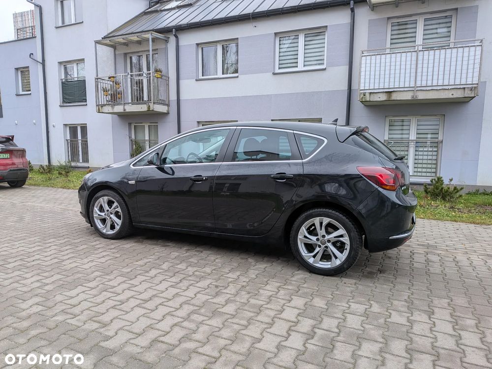 Opel Astra 1.4 Turbo Selection - 16