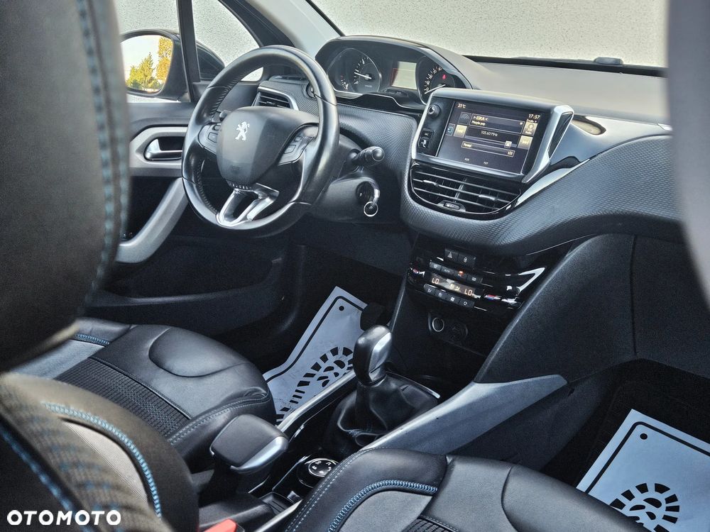 Peugeot 2008 1.6 BlueHDi Style - 6
