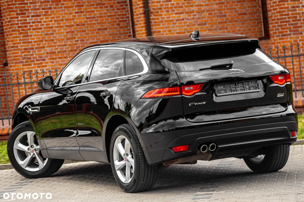 Jaguar F-Pace D200 AWD R-Dynamic S - 15