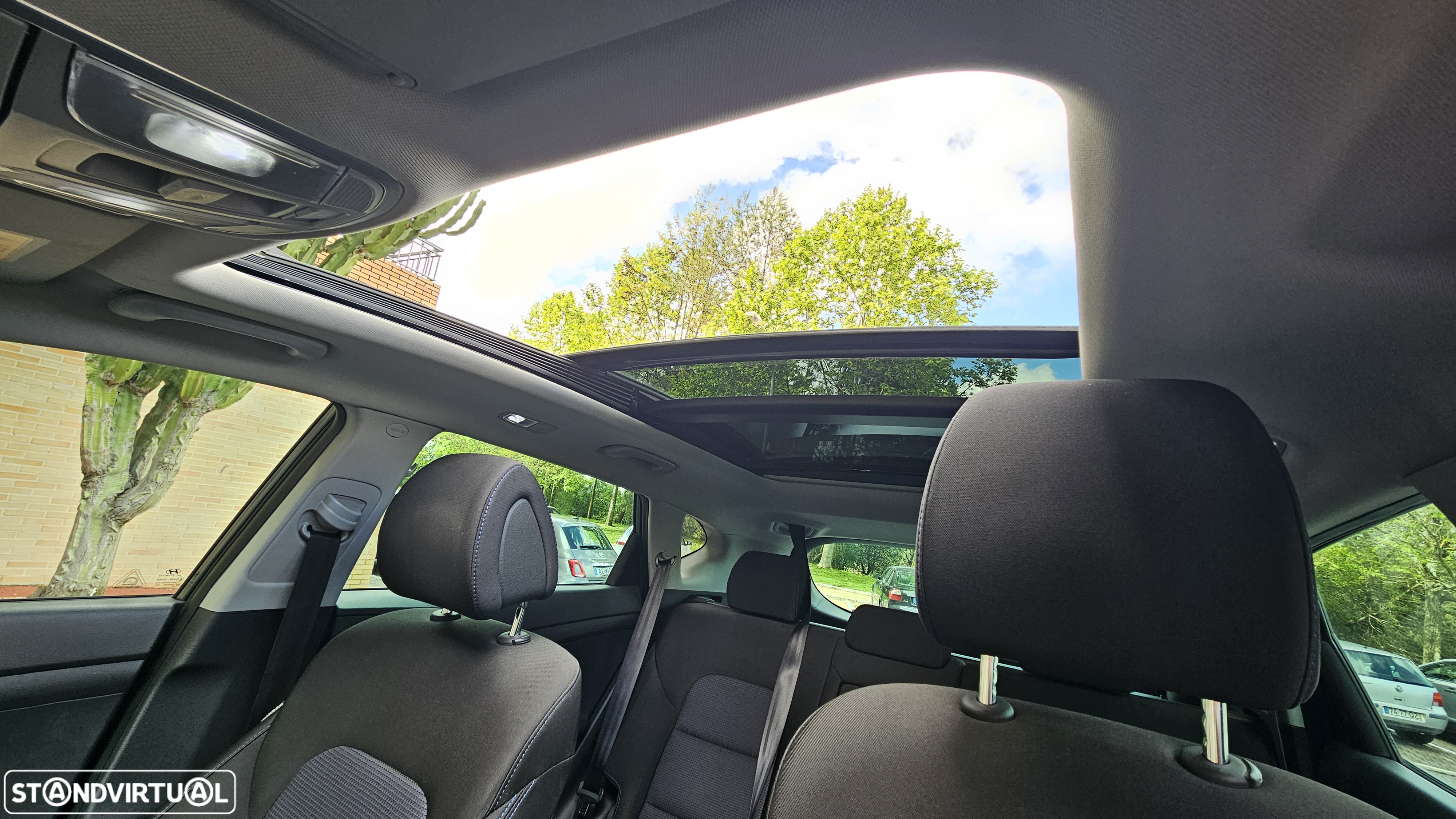 Hyundai Tucson 1.7 CRDi Premium - 26