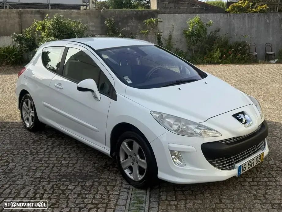 Peugeot 308 2008 photo 3