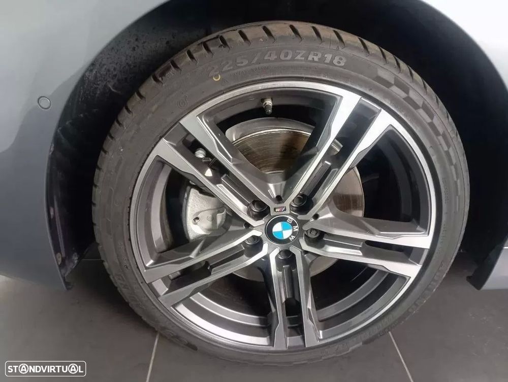BMW 116 d Pack Desportivo M Auto - 15