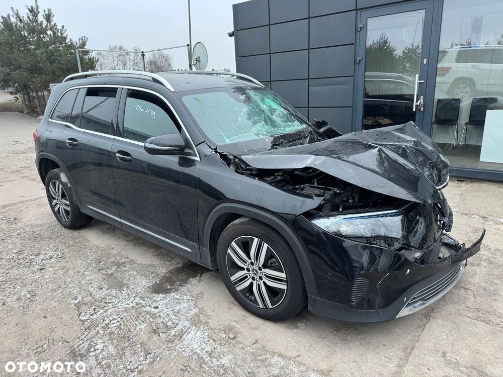 Mercedes-Benz EQB 250+ - 1