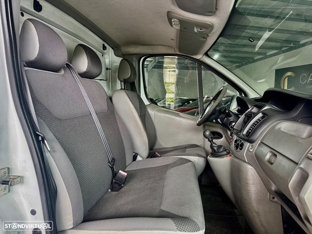 Opel Vivaro 2.0 cdti 90 cv - 9