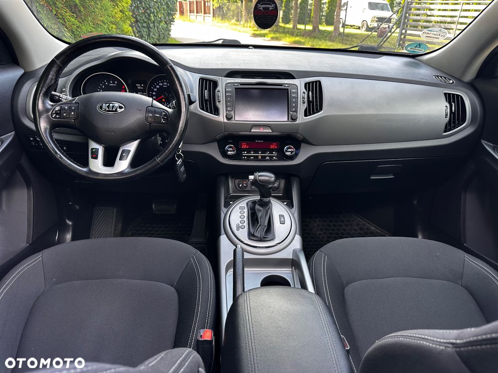 Kia Sportage 2.0 CRDI 4WD Automatik Fifa World Cup Edition - 40