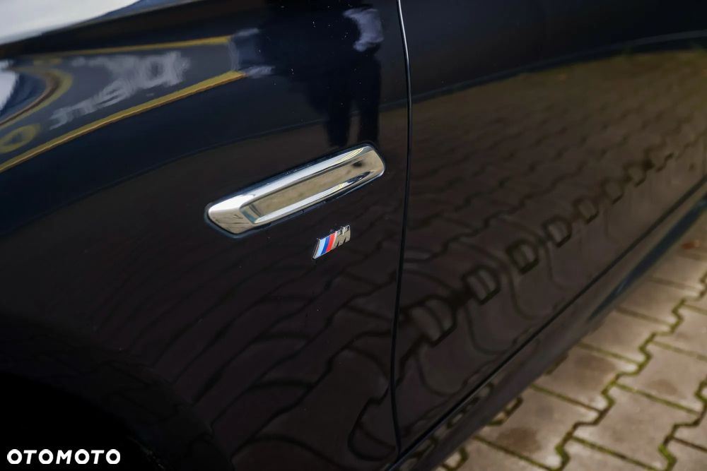 BMW Seria 5 520d M Sport - 5