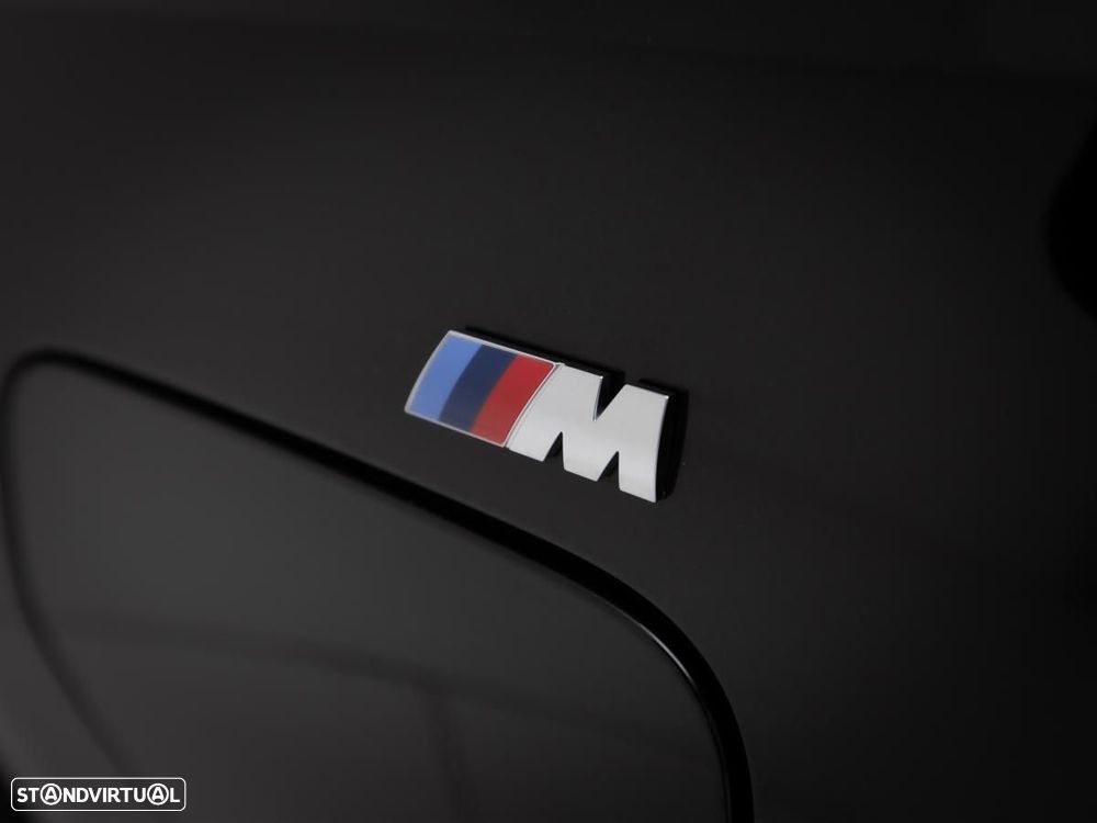 BMW 330 e Pack Desportivo M Auto - 16