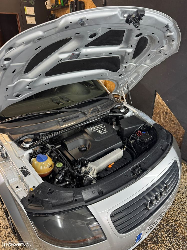 Audi TT Roadster 1.8 T - 8