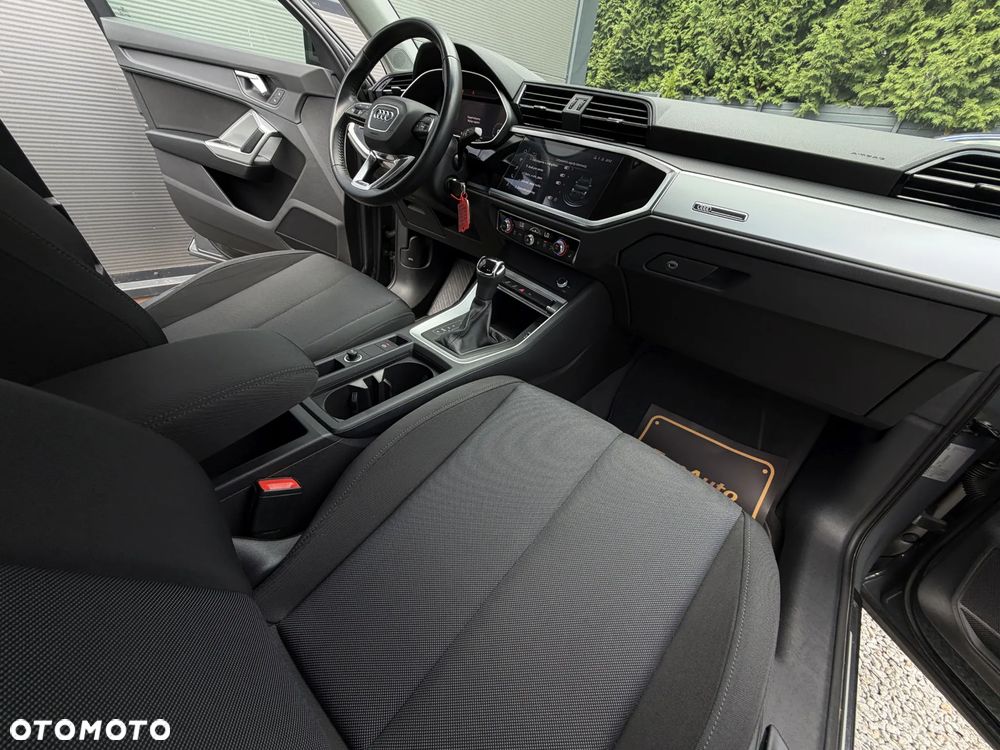 Audi Q3 35 TFSI S tronic - 19