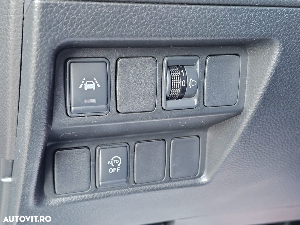 Nissan Qashqai 1.3 DIG-T TEKNA - 34