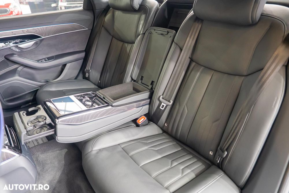 Audi A8 - 24