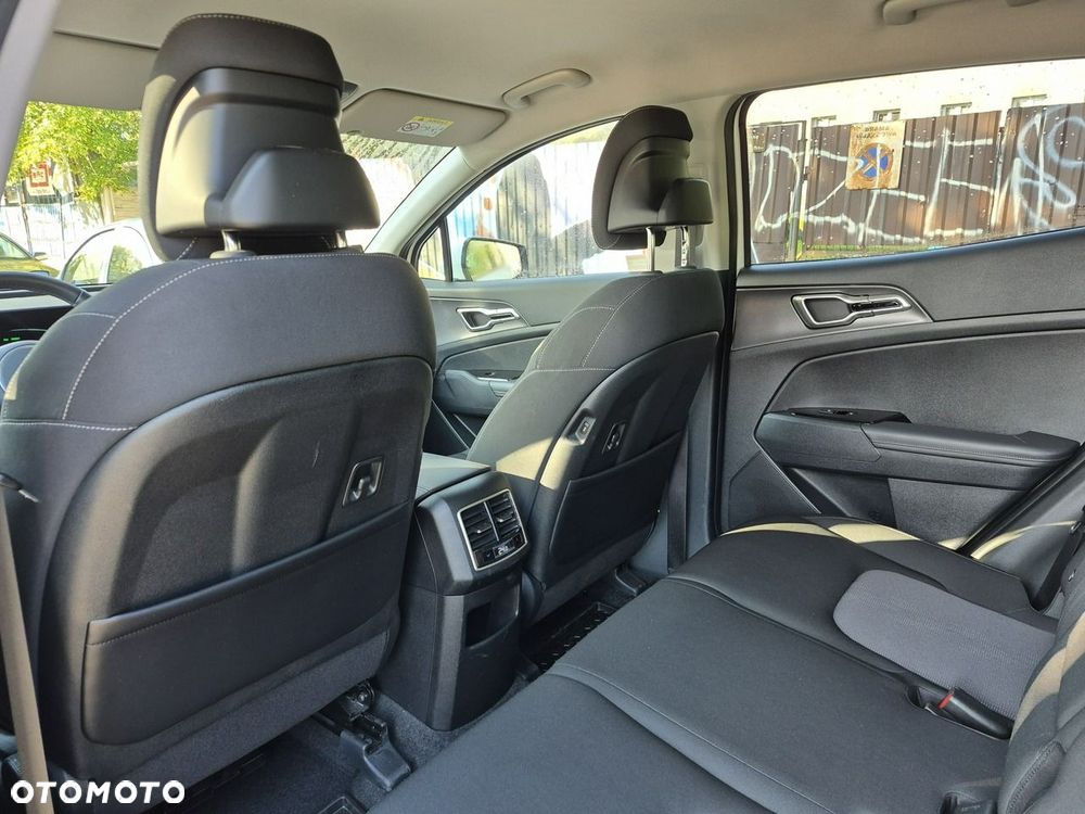 Kia Sportage 1.6 T-GDI HEV L 2WD - 23