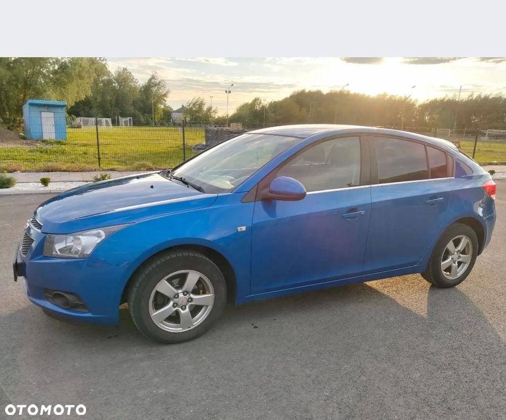 Chevrolet Cruze 1.8 LT - 2