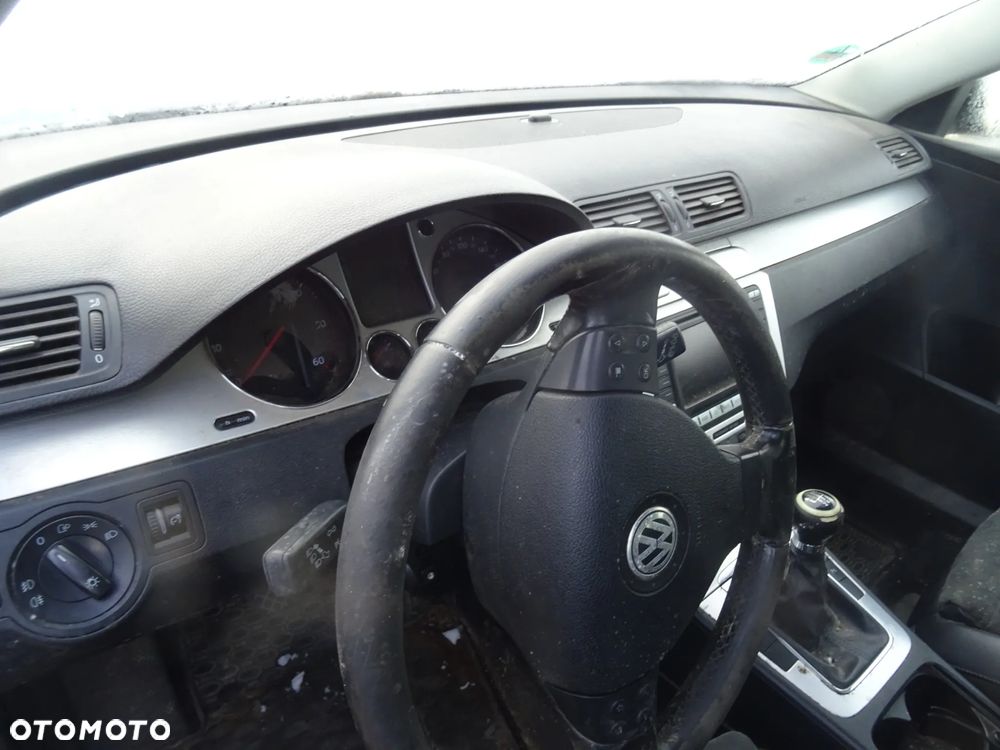 Passat B6 Lakier(LC9X) na części maska zderzak błotnik klapa drzwi - 5
