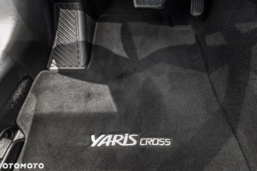 Toyota Yaris Cross - 32