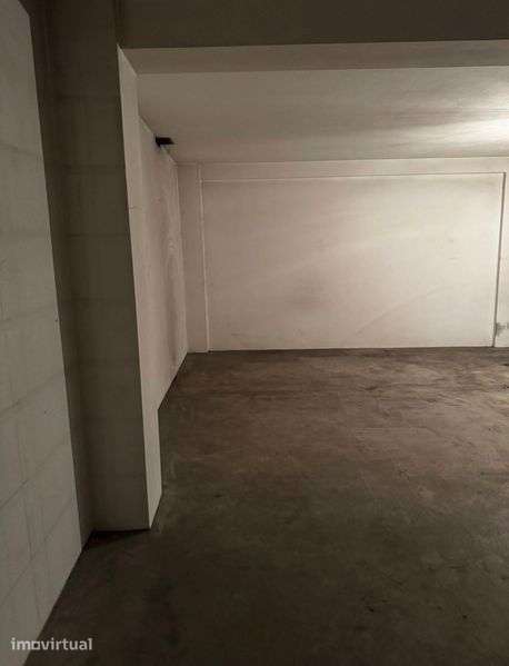 ARRENDO garagem box Vila do Conde - Grande imagem: 4/5