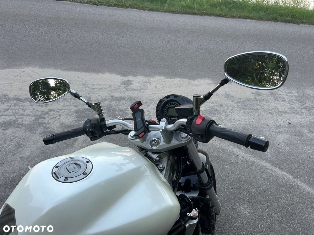 Yamaha FZ6 - 12