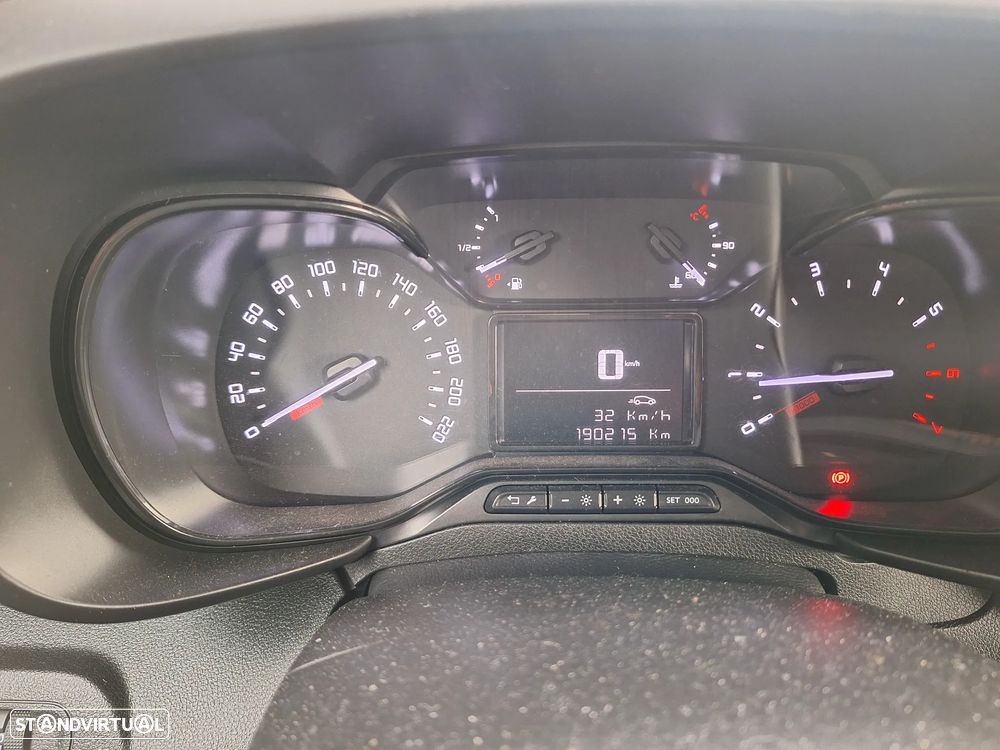 Toyota Proace city - 12