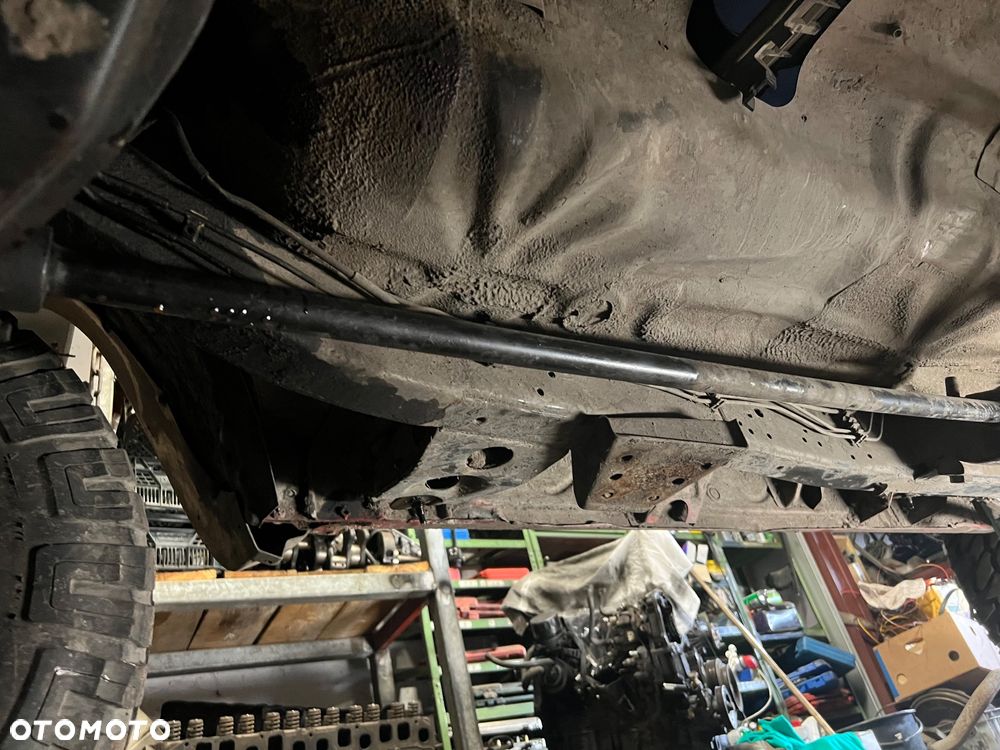 Rama Isuzu Trooper Opel monterey long 3.5b v6 bez dokumentów - 1