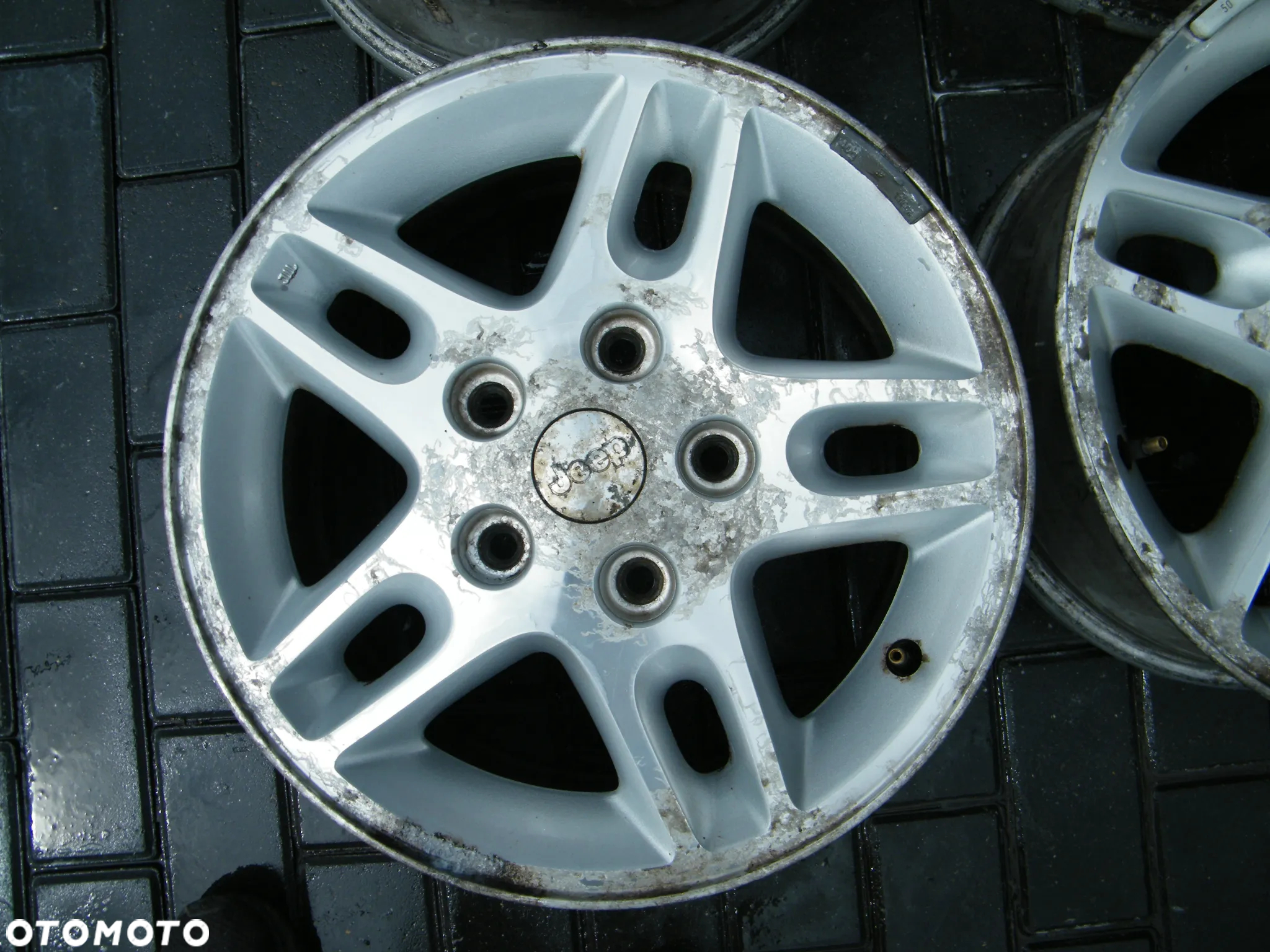 Felgi aluminiowe alufelgi komplet 5x127 7J x 16 otwór 71 - 5