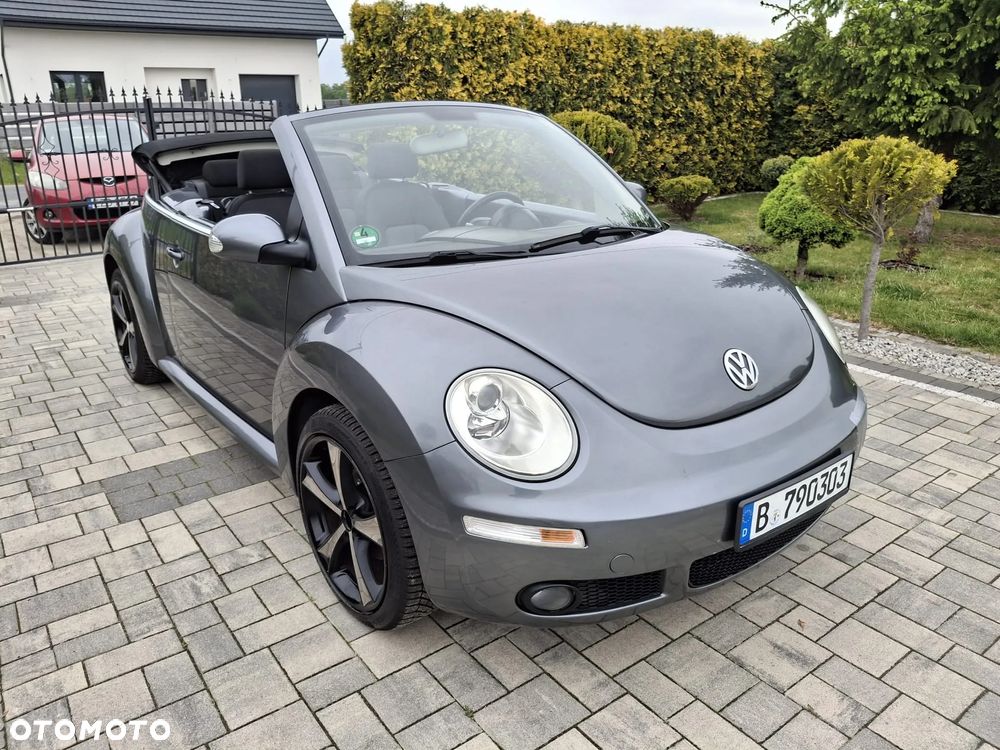Volkswagen New Beetle - 5