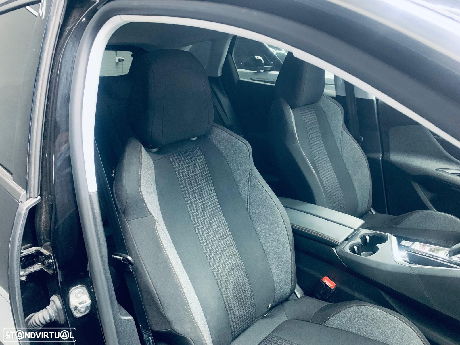 Peugeot 3008 1.5 BlueHDi Allure Baixo Consumo EAT8 - 10